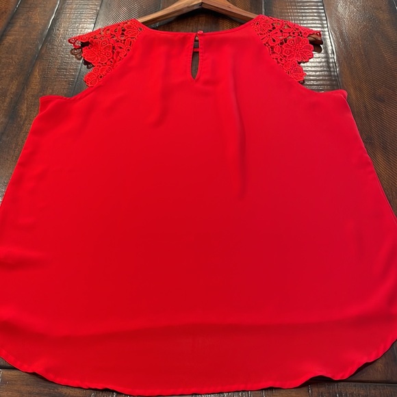 Express Red Blouse L - Picture 2 of 8